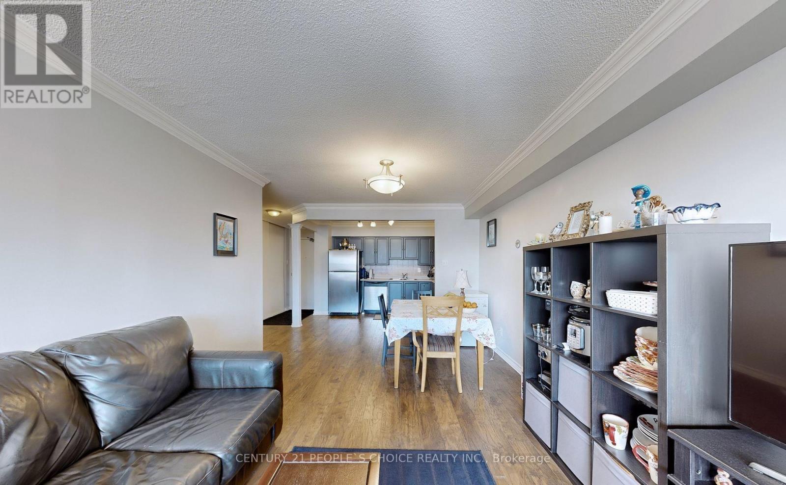 #909 250 DAVIS DRIVE - Image 18