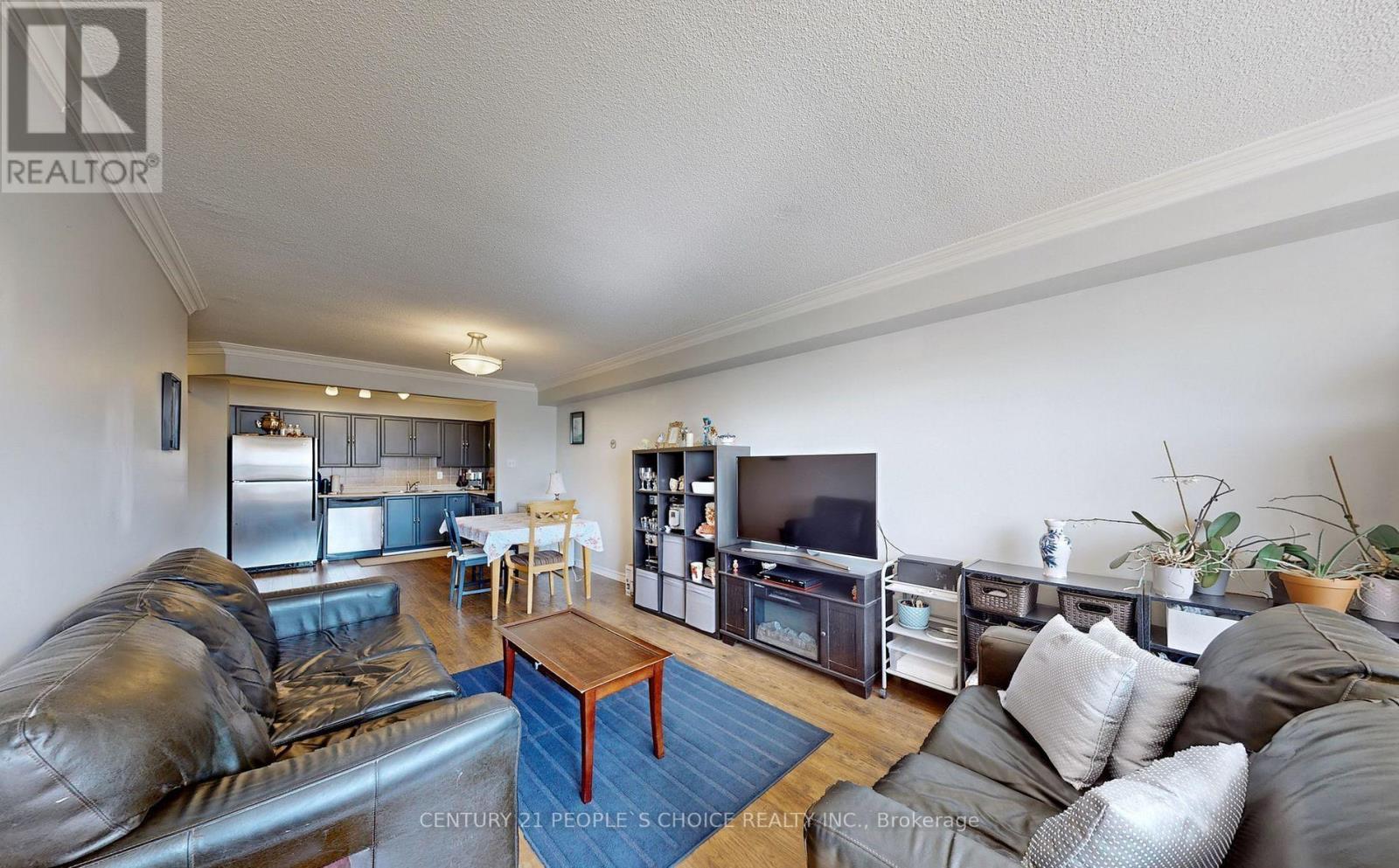#909 250 DAVIS DRIVE - Image 19
