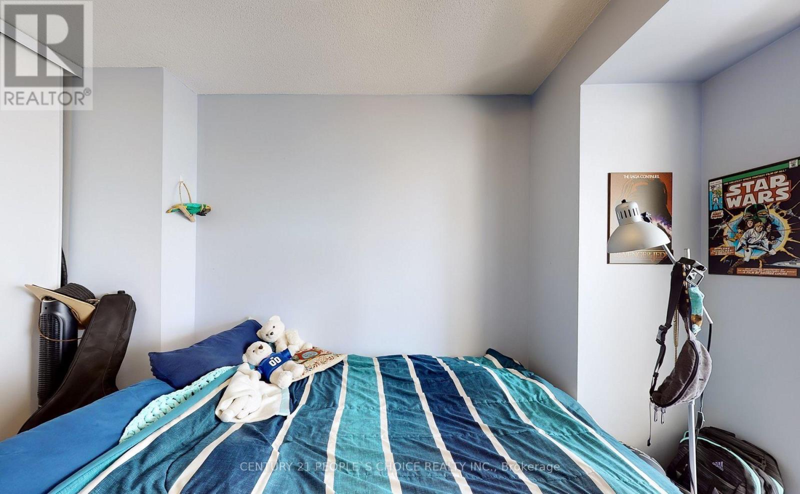 #909 250 DAVIS DRIVE - Image 26