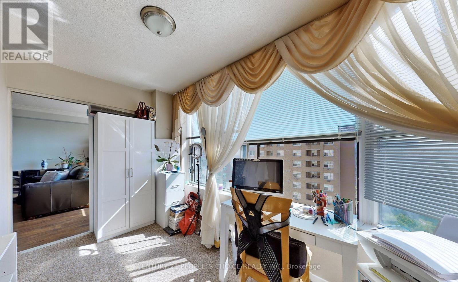 #909 250 DAVIS DRIVE - Image 27