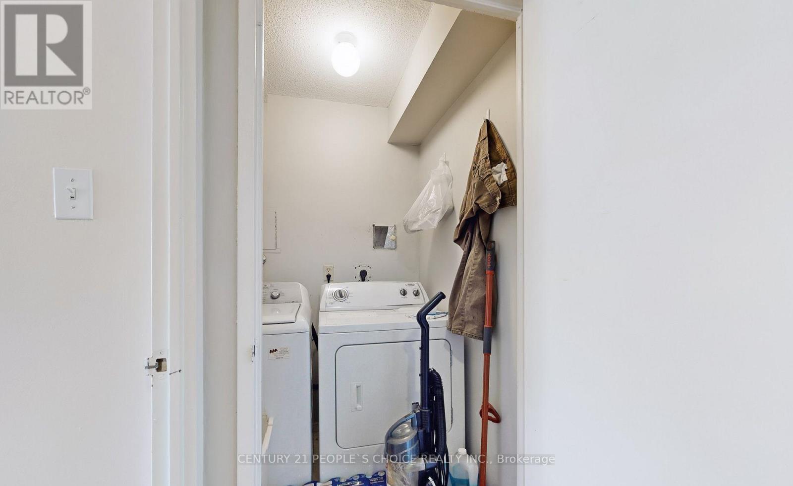 #909 250 DAVIS DRIVE - Image 34