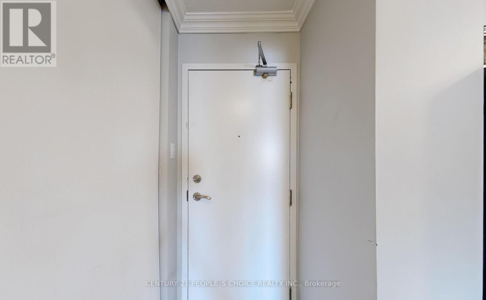 #909 250 DAVIS DRIVE - Image 8