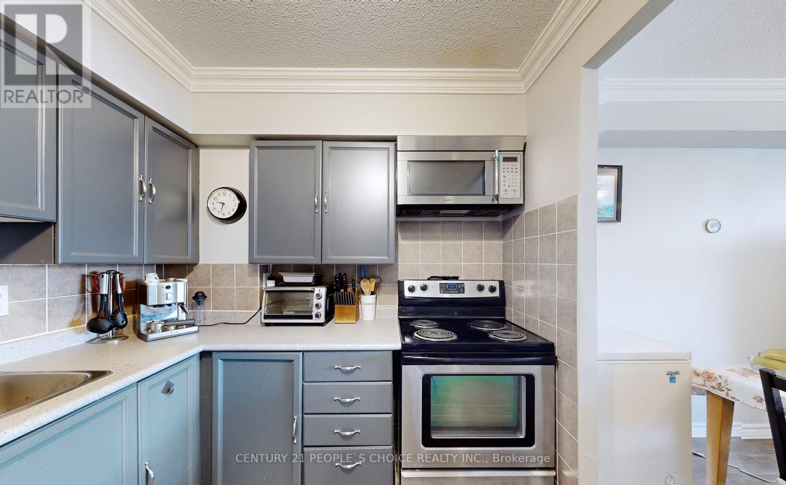 #909 250 DAVIS DRIVE - Image 9