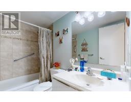 909 - 250 Davis Drive, Newmarket, ON L3Y7T7 Photo 32