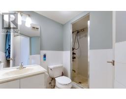 909 - 250 Davis Drive, Newmarket, ON L3Y7T7 Photo 33