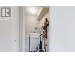 909 - 250 Davis Drive, Newmarket, ON L3Y7T7 Photo 34