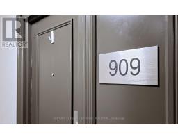 909 - 250 Davis Drive, Newmarket, ON L3Y7T7 Photo 7