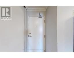 909 - 250 Davis Drive, Newmarket, ON L3Y7T7 Photo 8