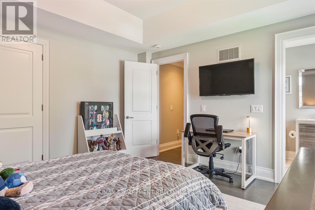 1298 PINEGROVE ROAD - 28