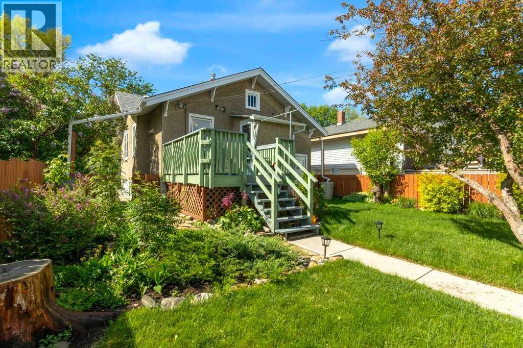 326 8 Avenue NE — photo 27