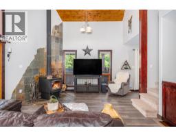 3pc Bathroom - 424 Glenmary Road, Enderby, BC V0E1V3 Photo 10