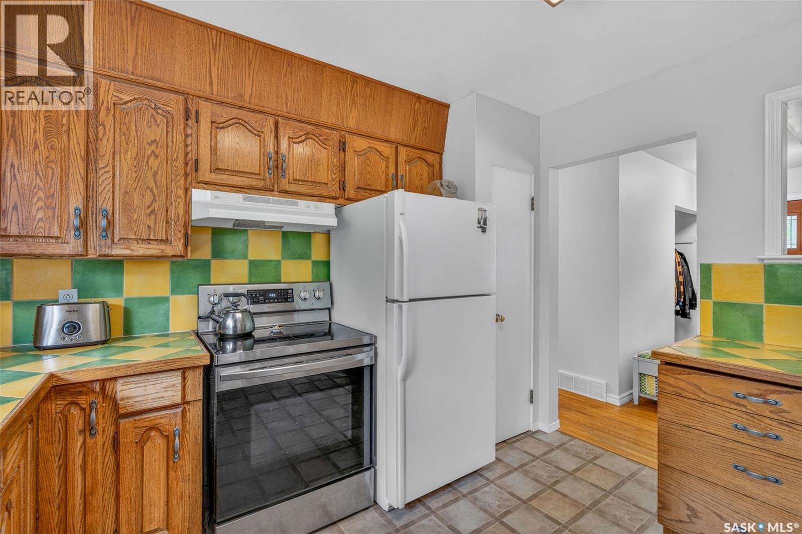 2326 McDonald AVENUE — photo 12