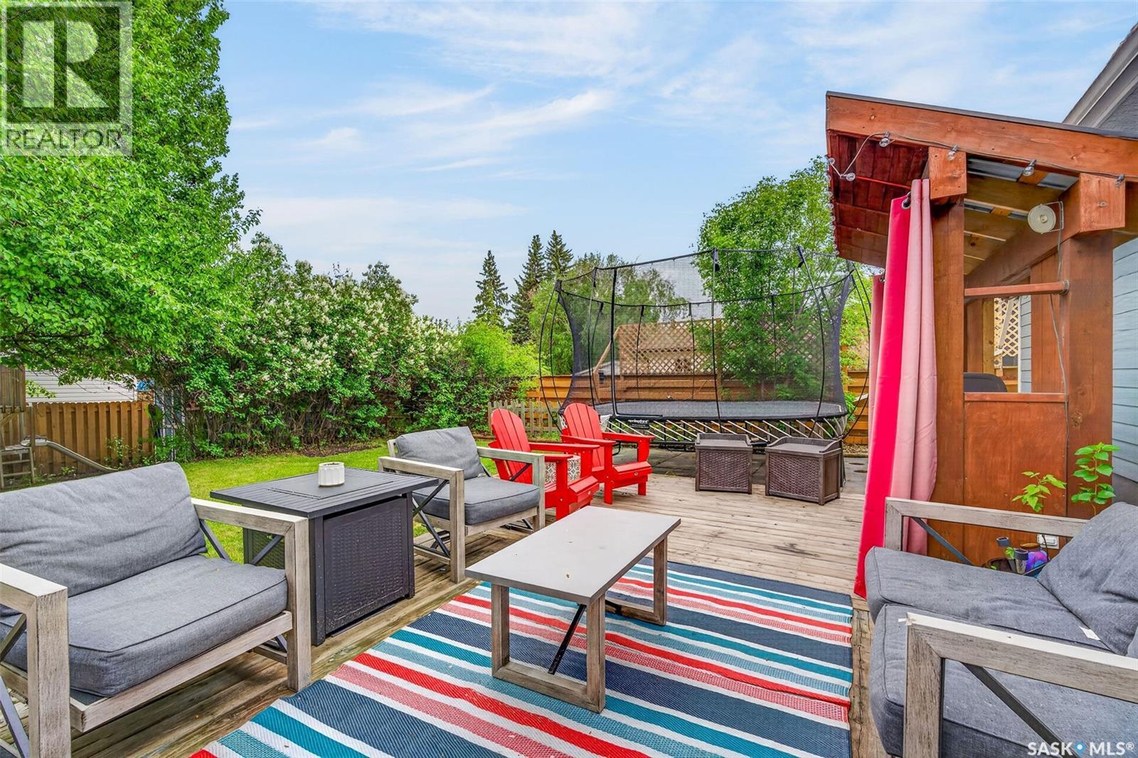 2326 McDonald AVENUE — photo 33