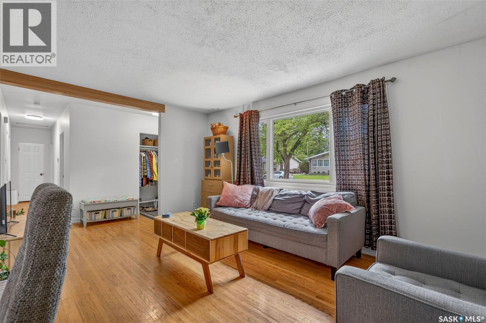 2326 McDonald AVENUE - photo 5