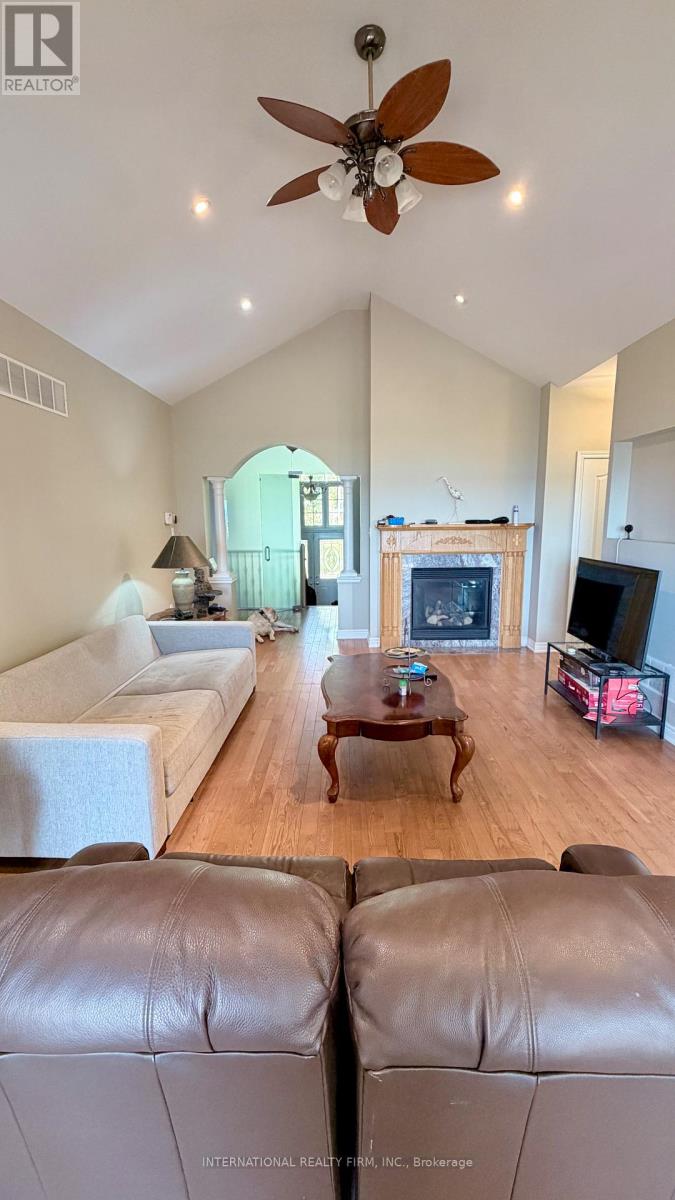 966 SHORE LANE - 26