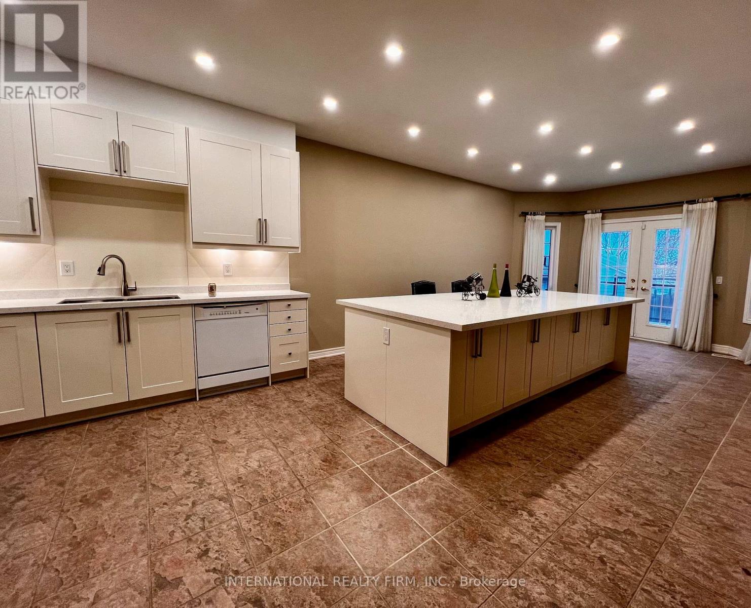 966 SHORE LANE - 8