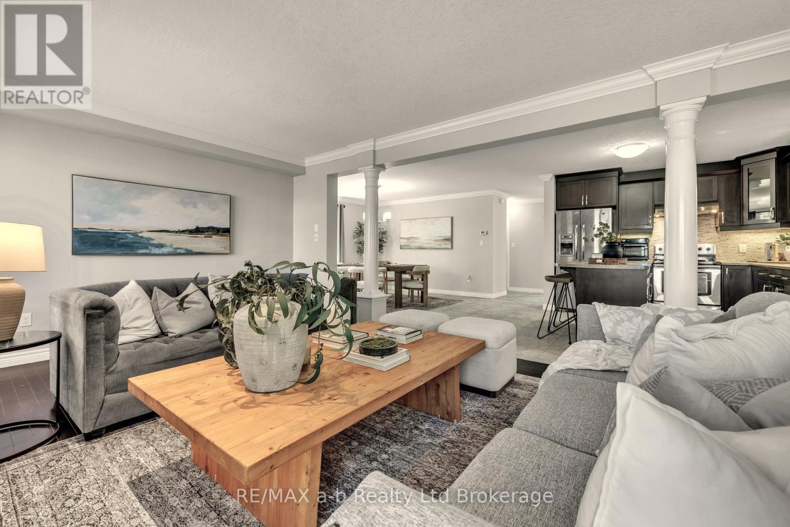 712 BLACKACRES BOULEVARD - 11