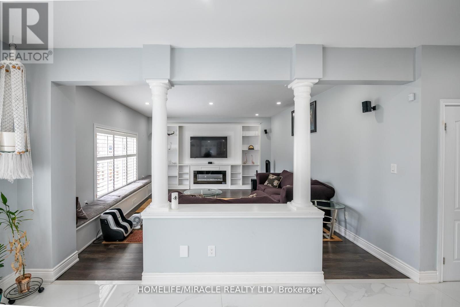 267 PENNY LANE - 10
