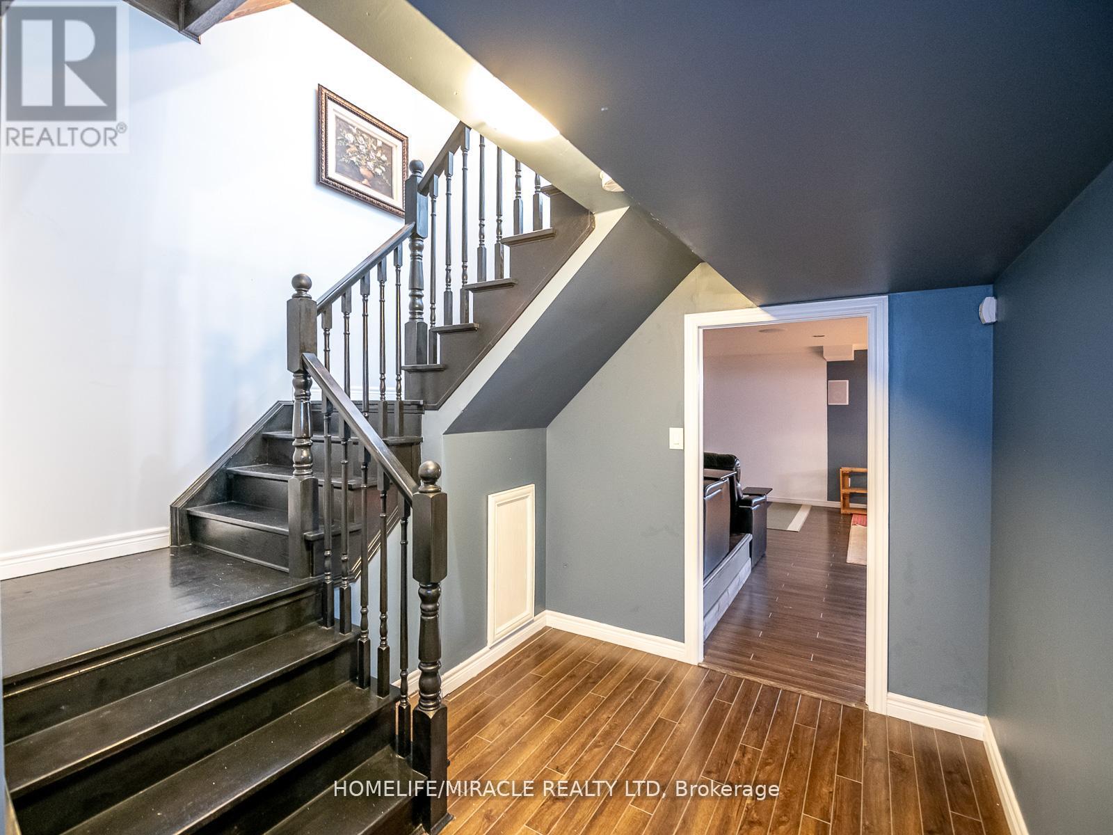267 PENNY LANE - 28