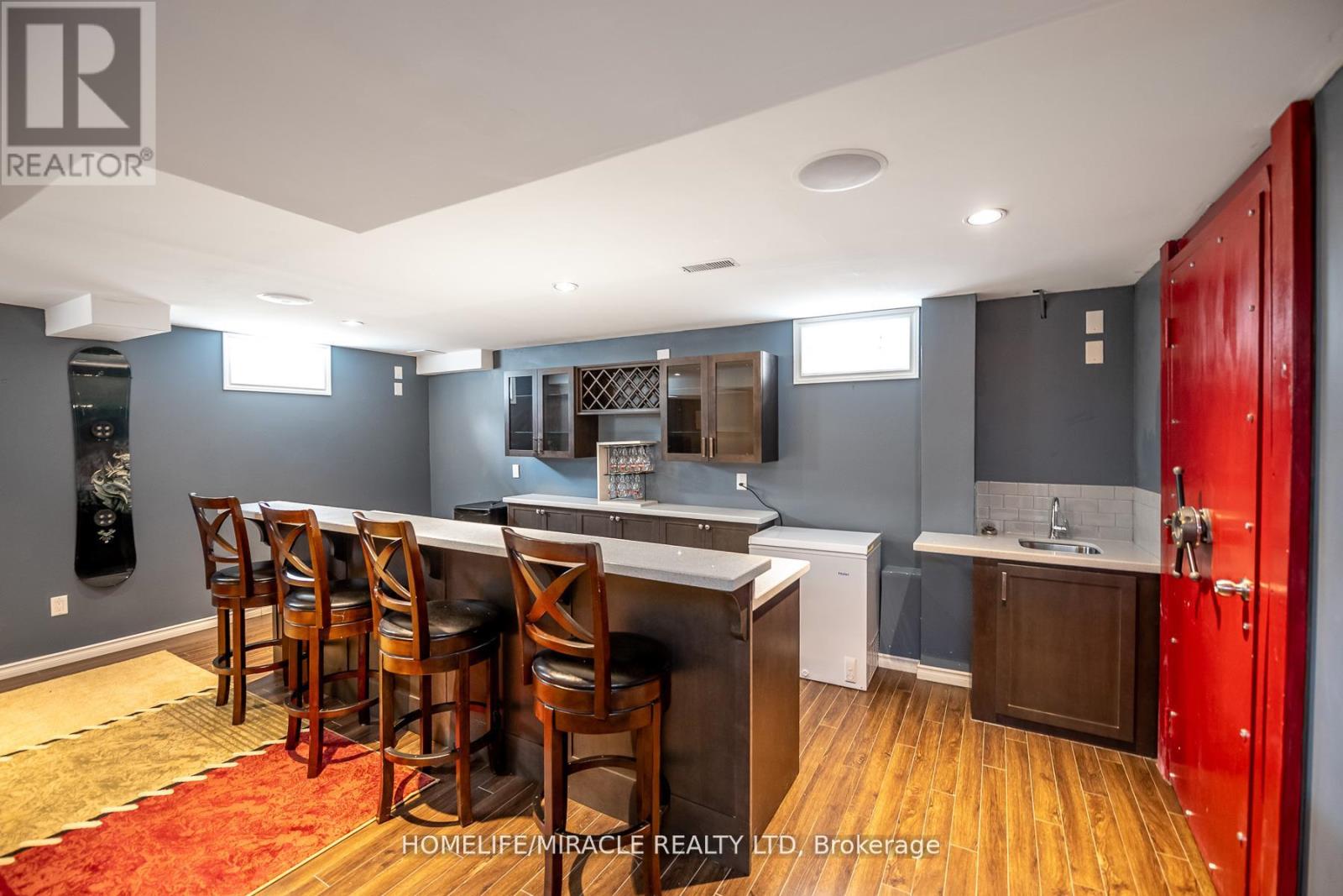 267 PENNY LANE - 29
