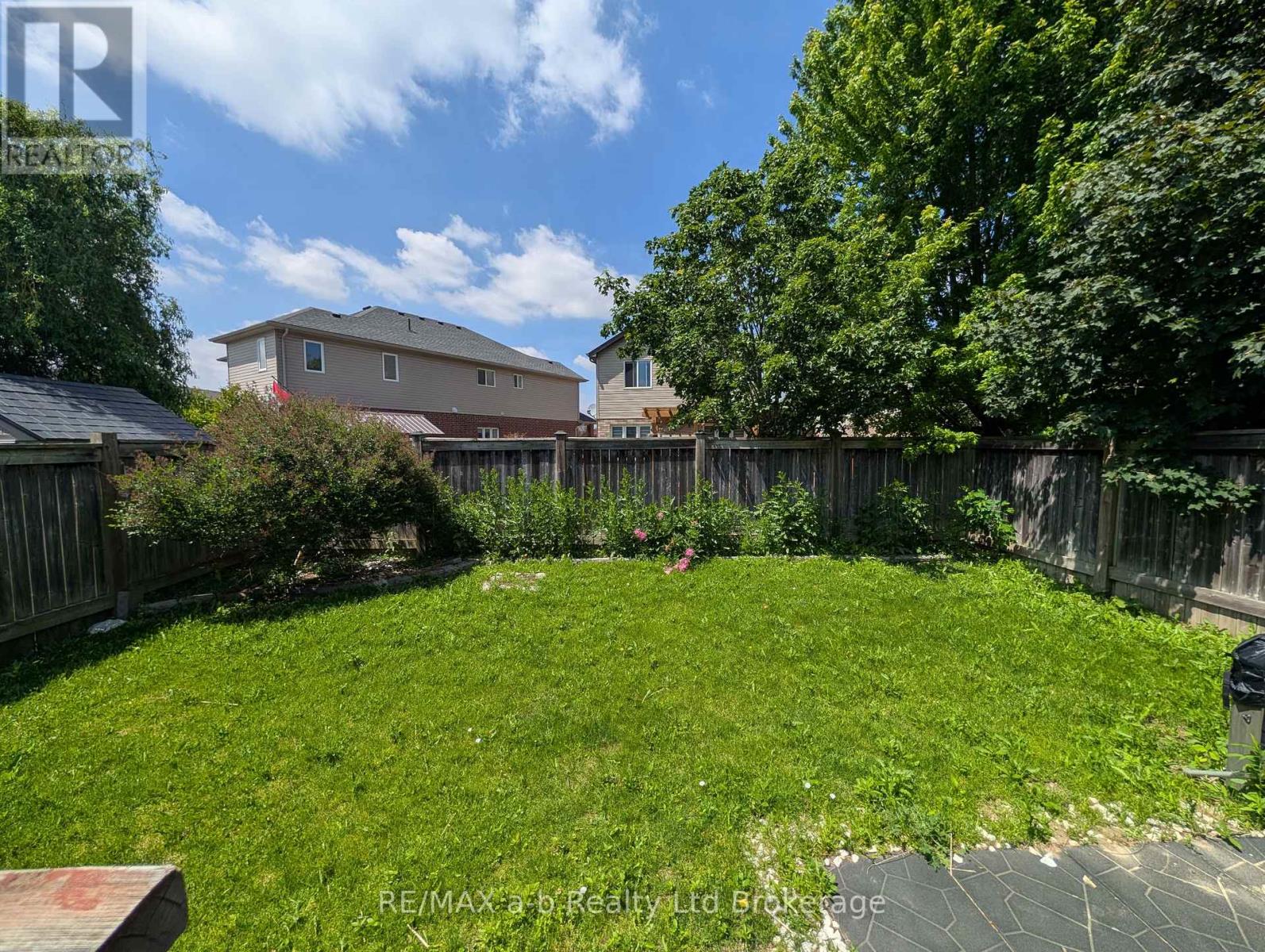 712 BLACKACRES BOULEVARD - 36