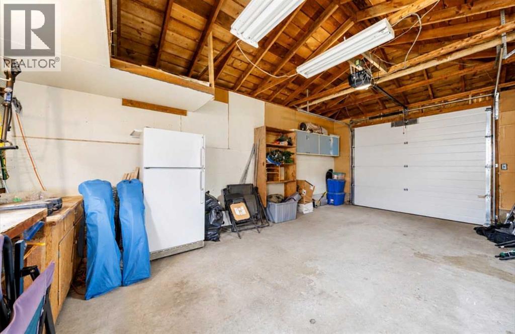 343 10 Street SW — photo 26