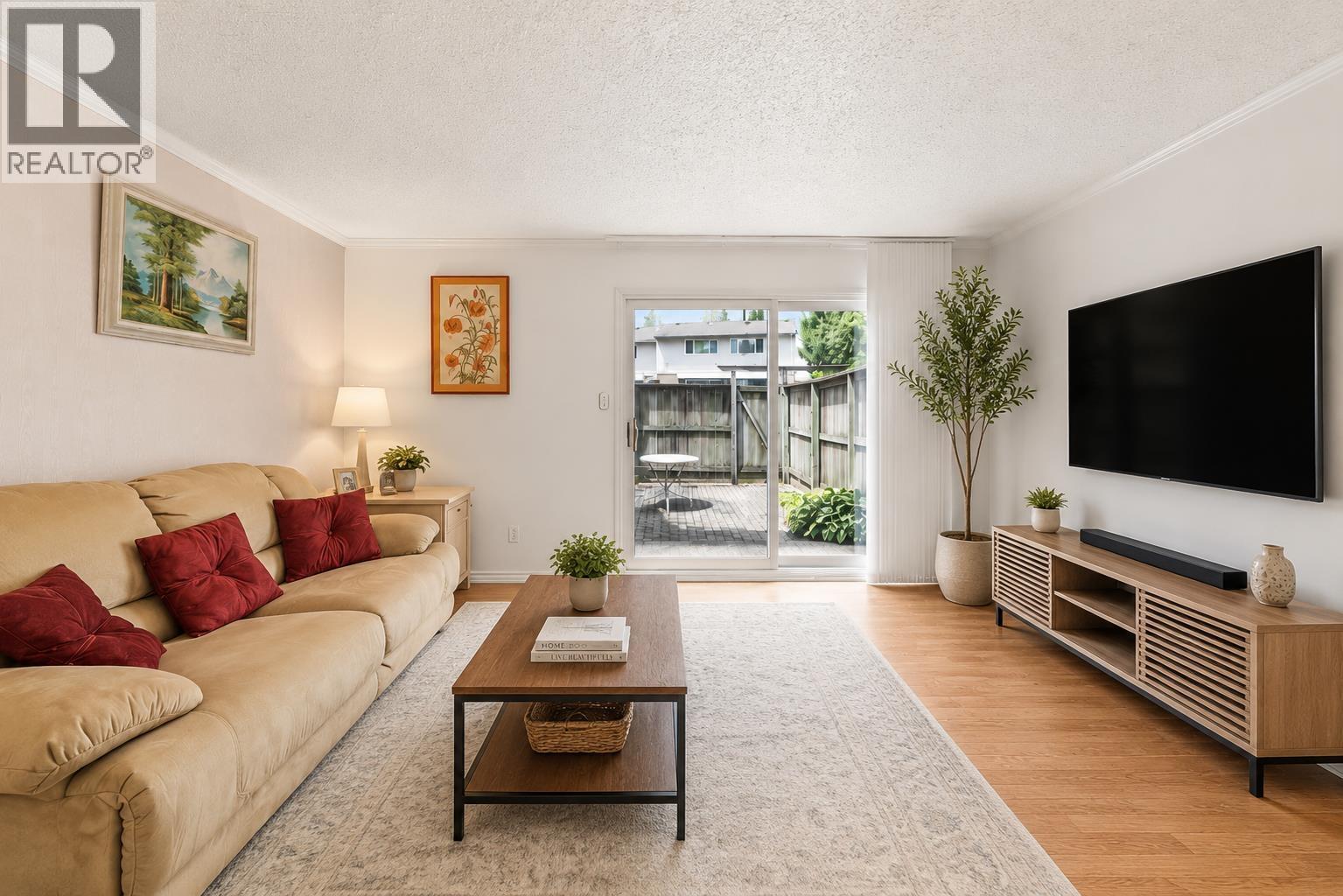 5 3550 E 49TH AVENUE, Vancouver
