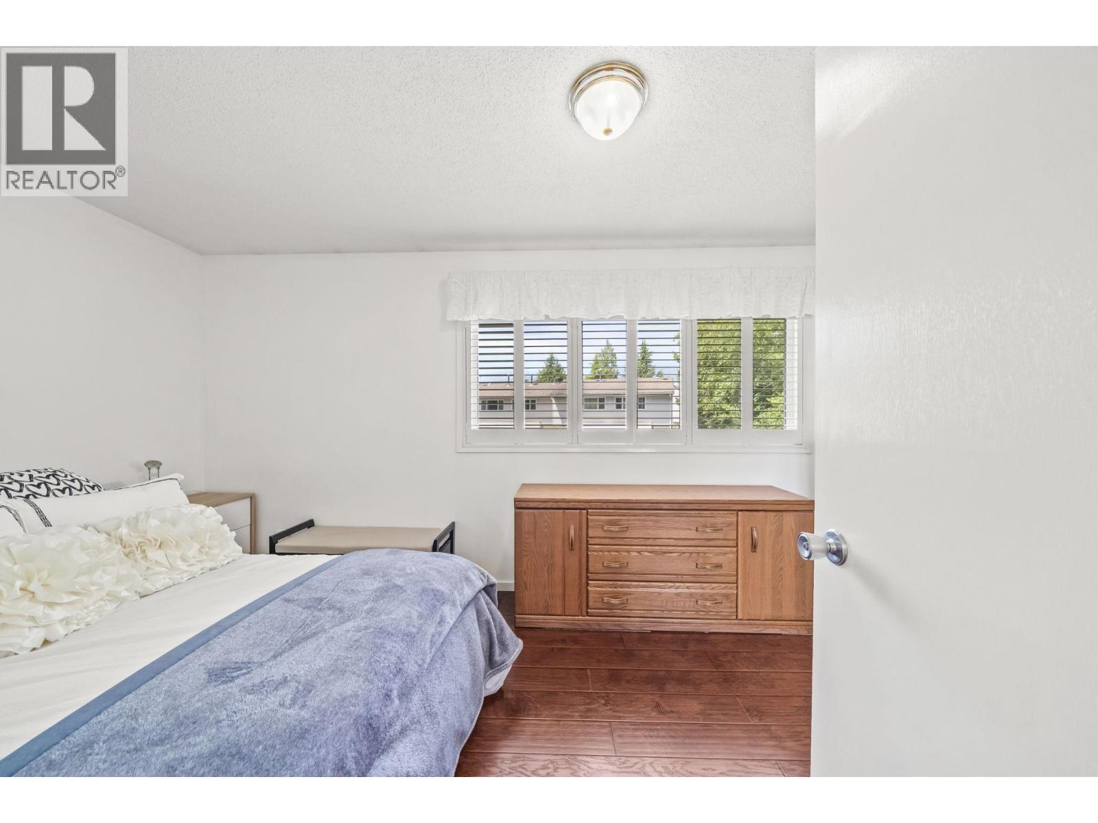5 3550 E 49TH AVENUE, Vancouver
