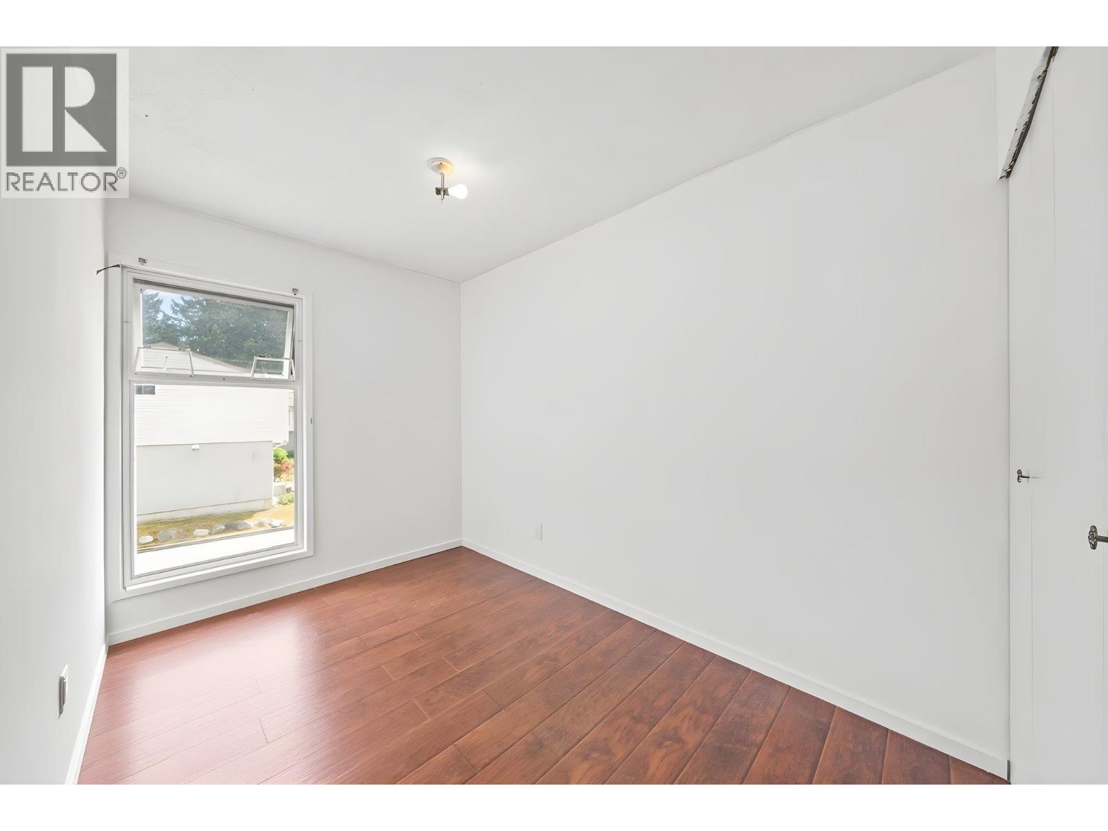 5 3550 E 49TH AVENUE, Vancouver