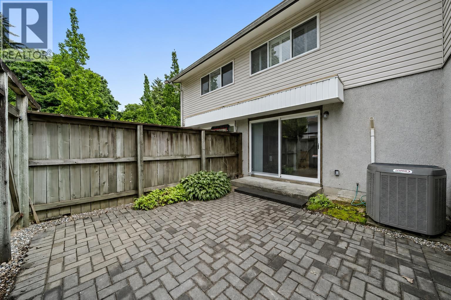 5 3550 E 49TH AVENUE, Vancouver