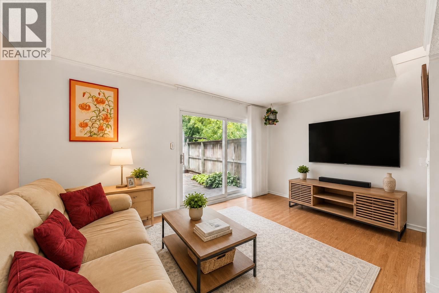 5 3550 E 49TH AVENUE, Vancouver