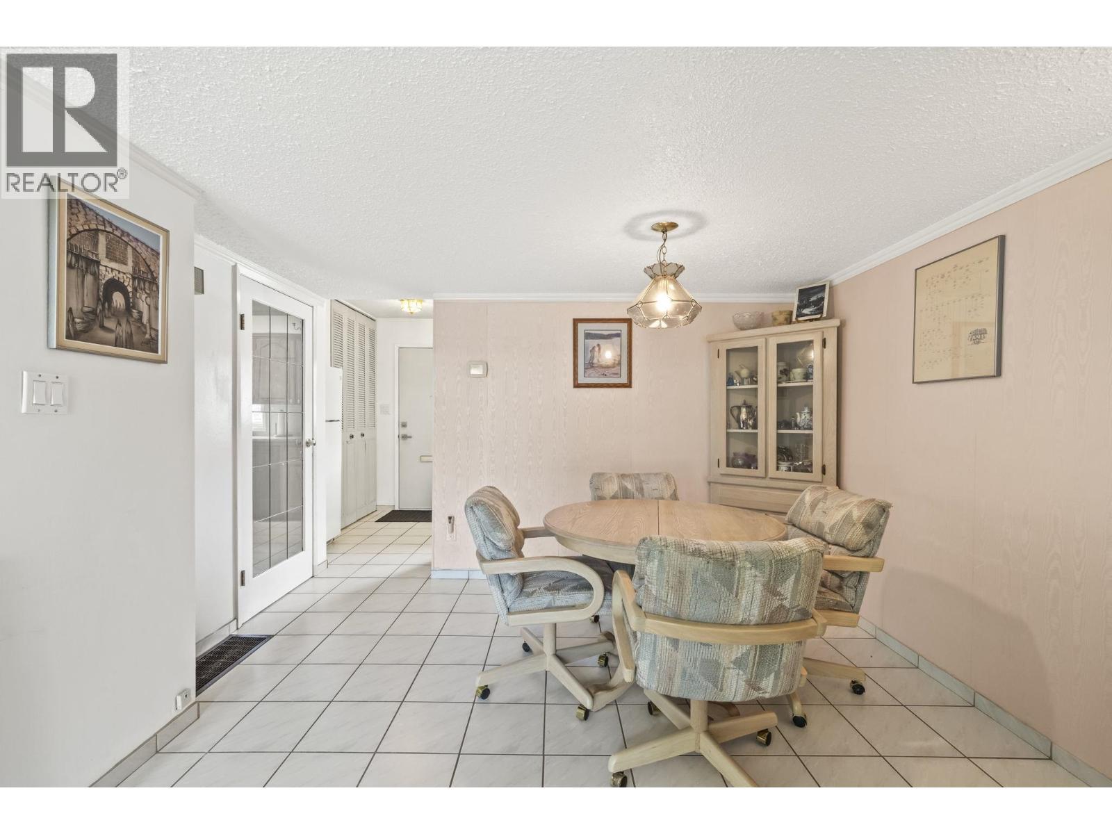 5 3550 E 49TH AVENUE, Vancouver