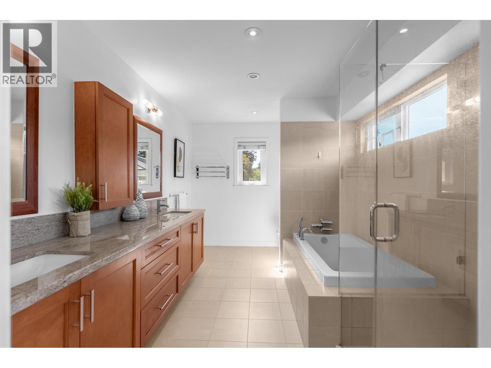 3985 W 14TH AVENUE, Vancouver