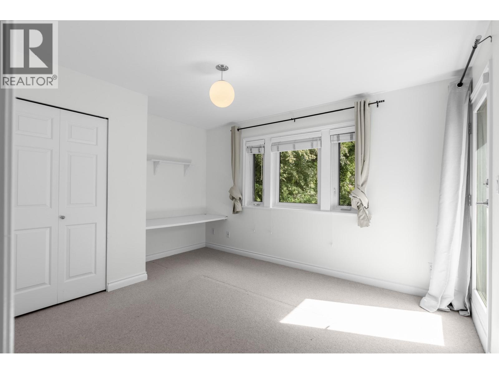 3985 W 14TH AVENUE, Vancouver