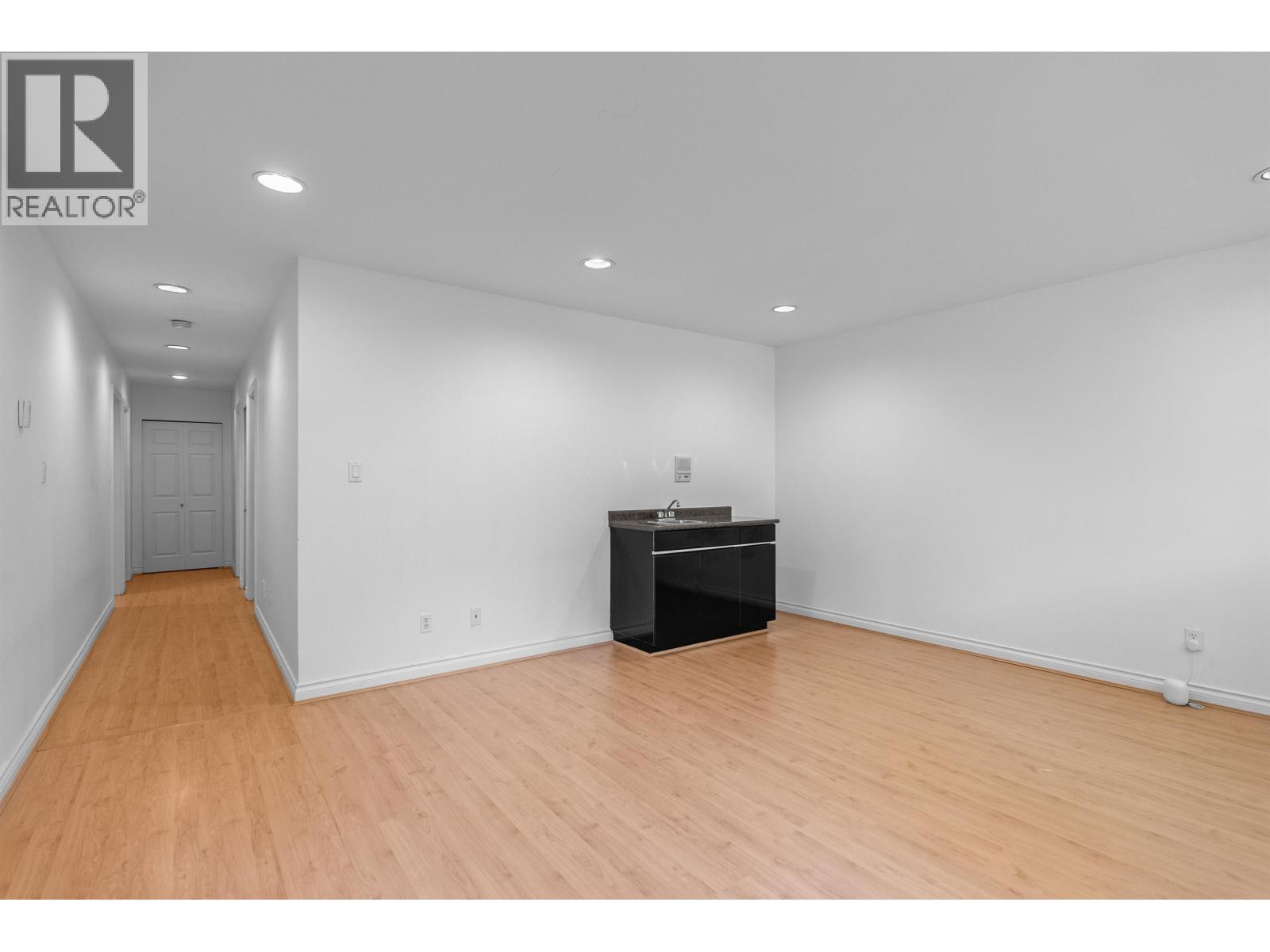 3985 W 14TH AVENUE, Vancouver