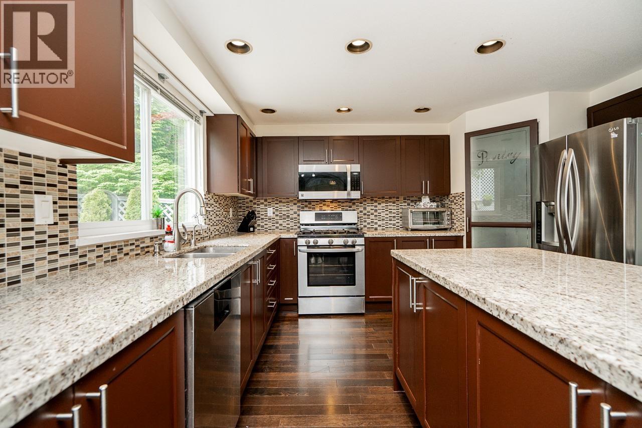 1687 PLATEAU CRESCENT, Coquitlam