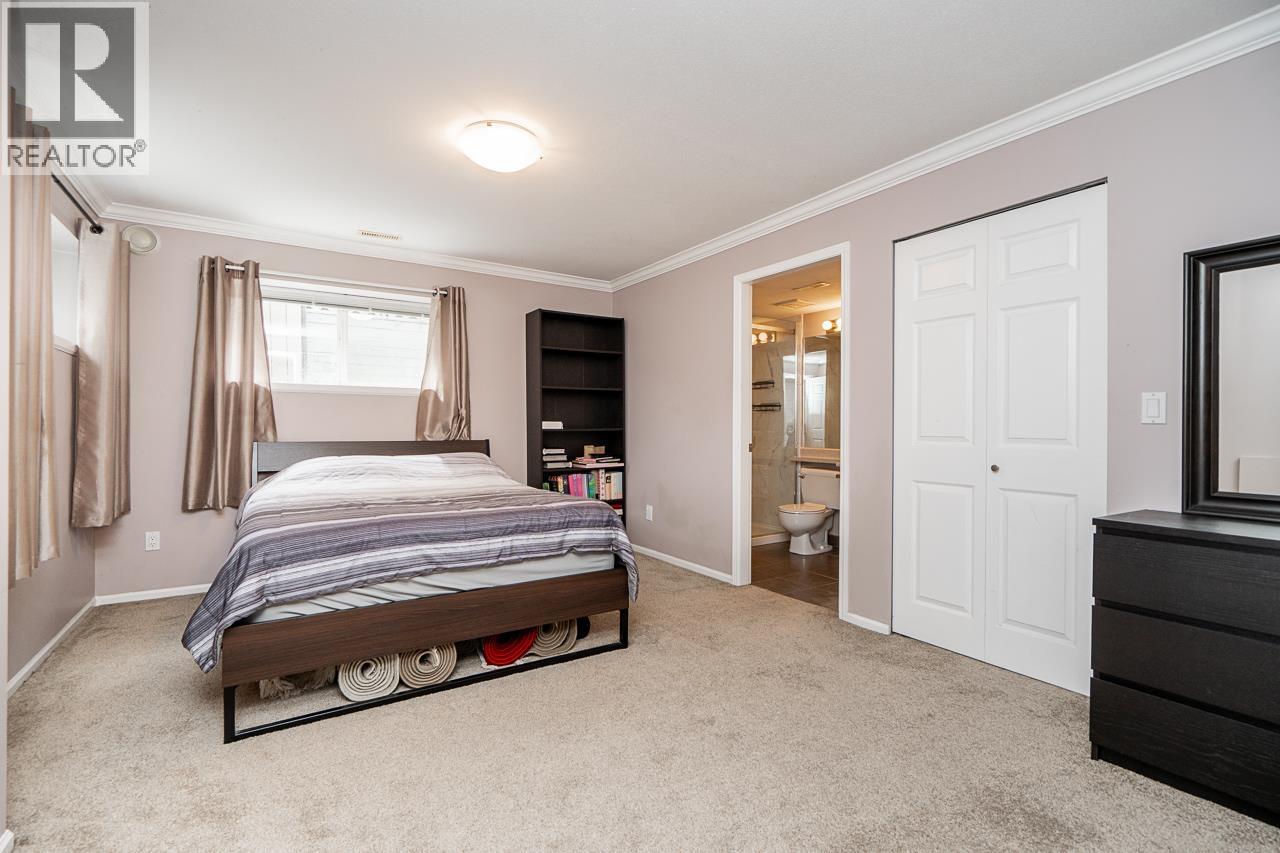 1687 PLATEAU CRESCENT, Coquitlam