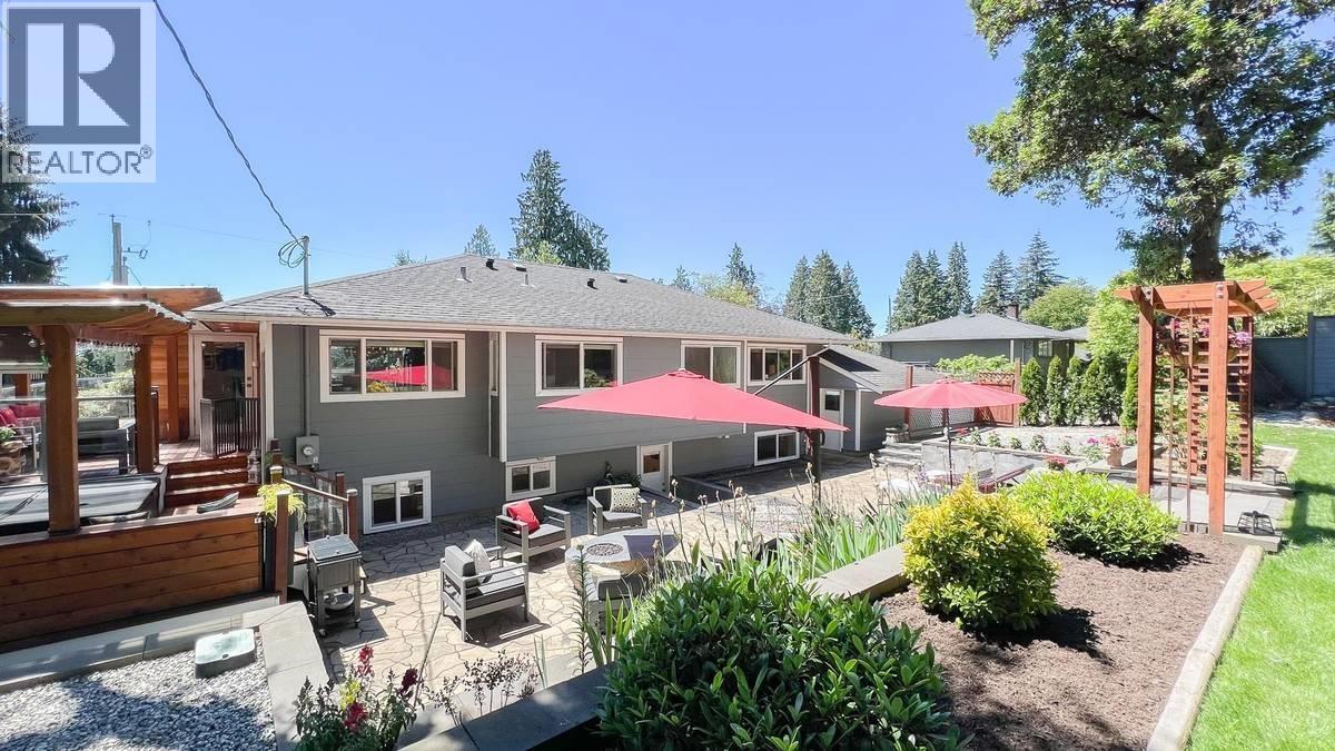 Main Level 1395 PALMERSTON AVENUE