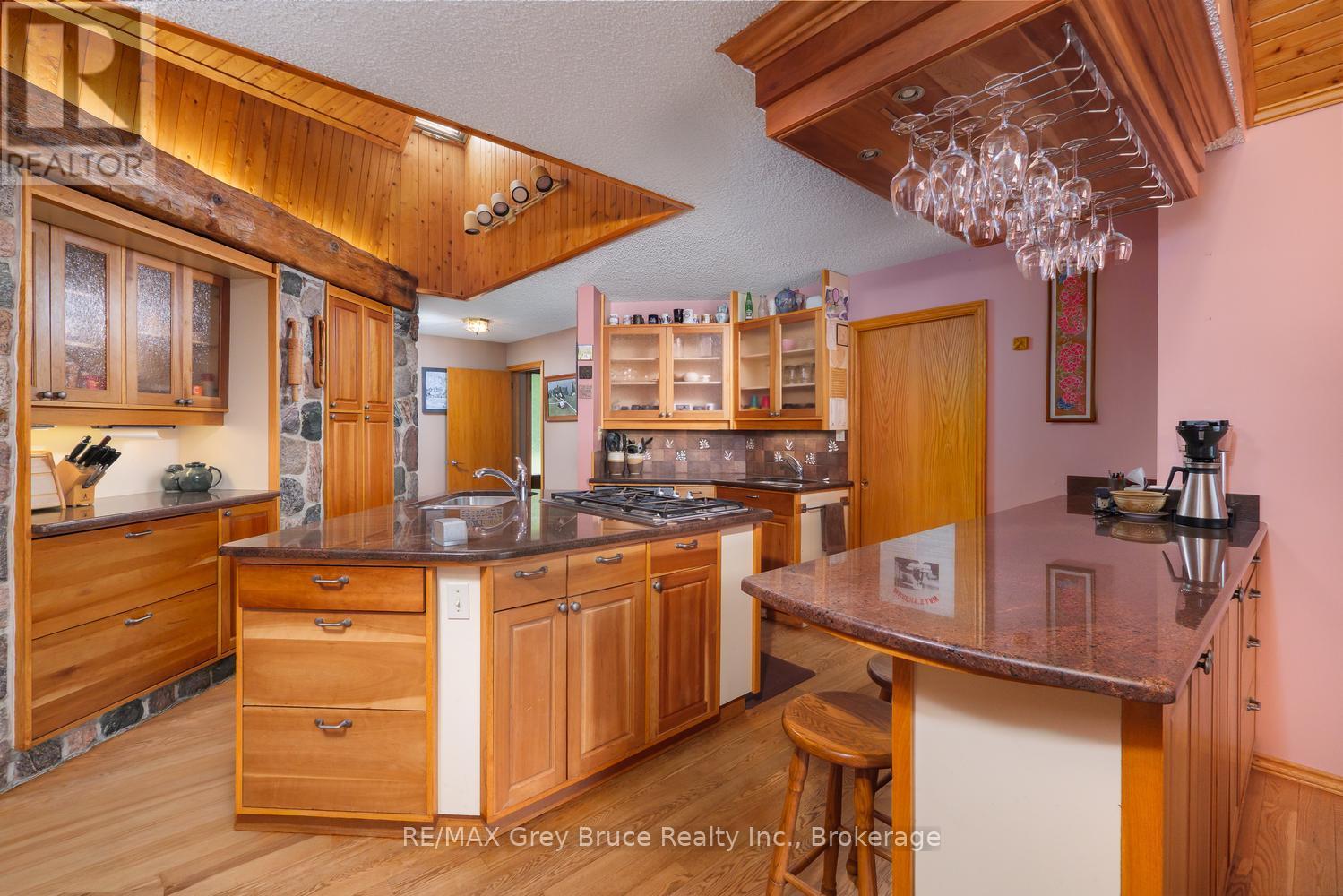 28 ELGIN STREET - Image 9