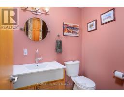 Family room - 28 Elgin Street, Northern Bruce Peninsula, ON N0H2R0 Photo 16
