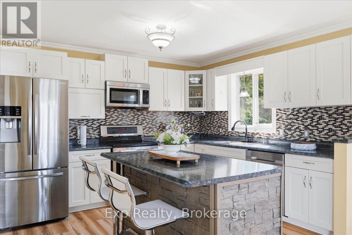 113 DEERFIELD DRIVE - 14