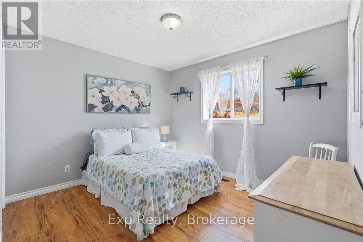 113 DEERFIELD DRIVE - 21