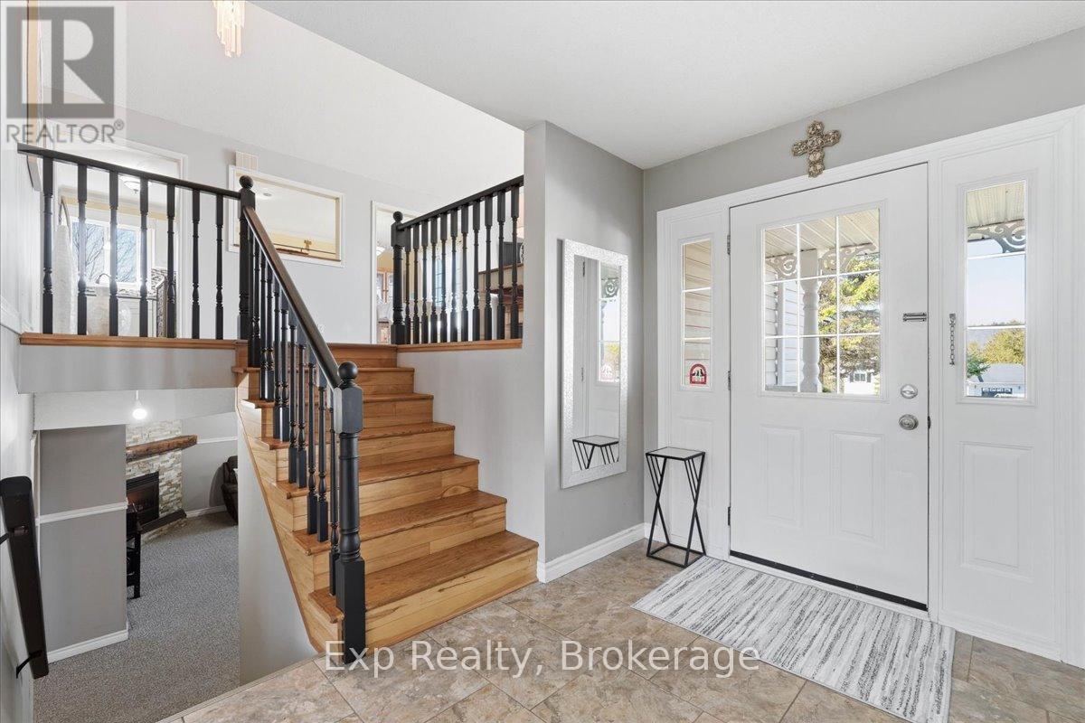 113 DEERFIELD DRIVE - 5