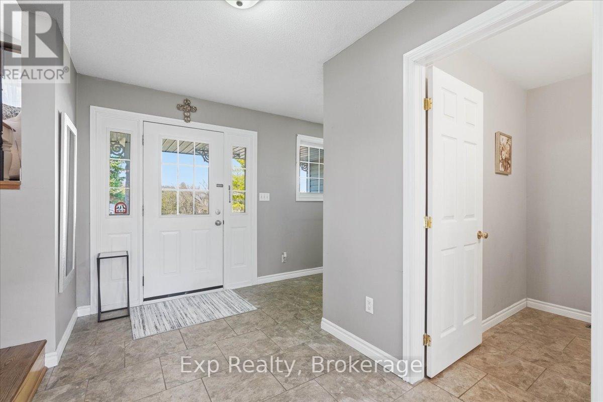 113 DEERFIELD DRIVE - 4