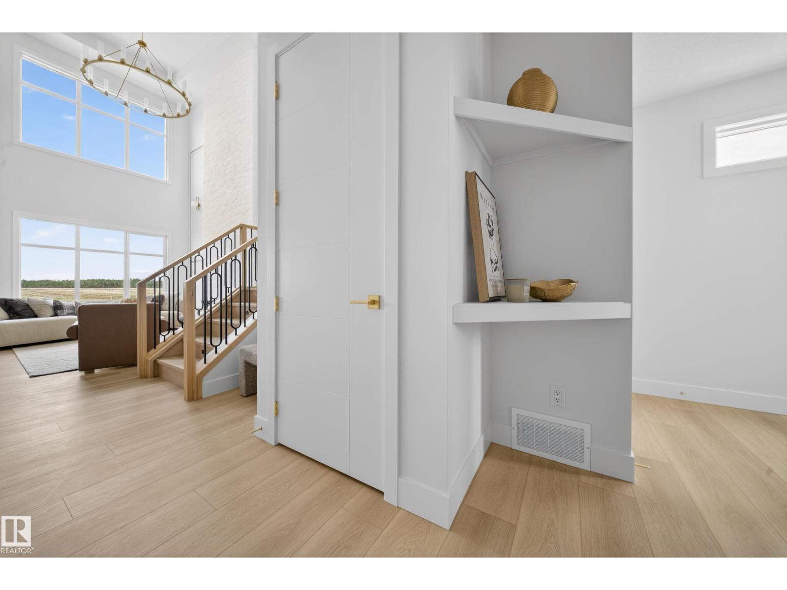 531 Ashgrove circle - 8
