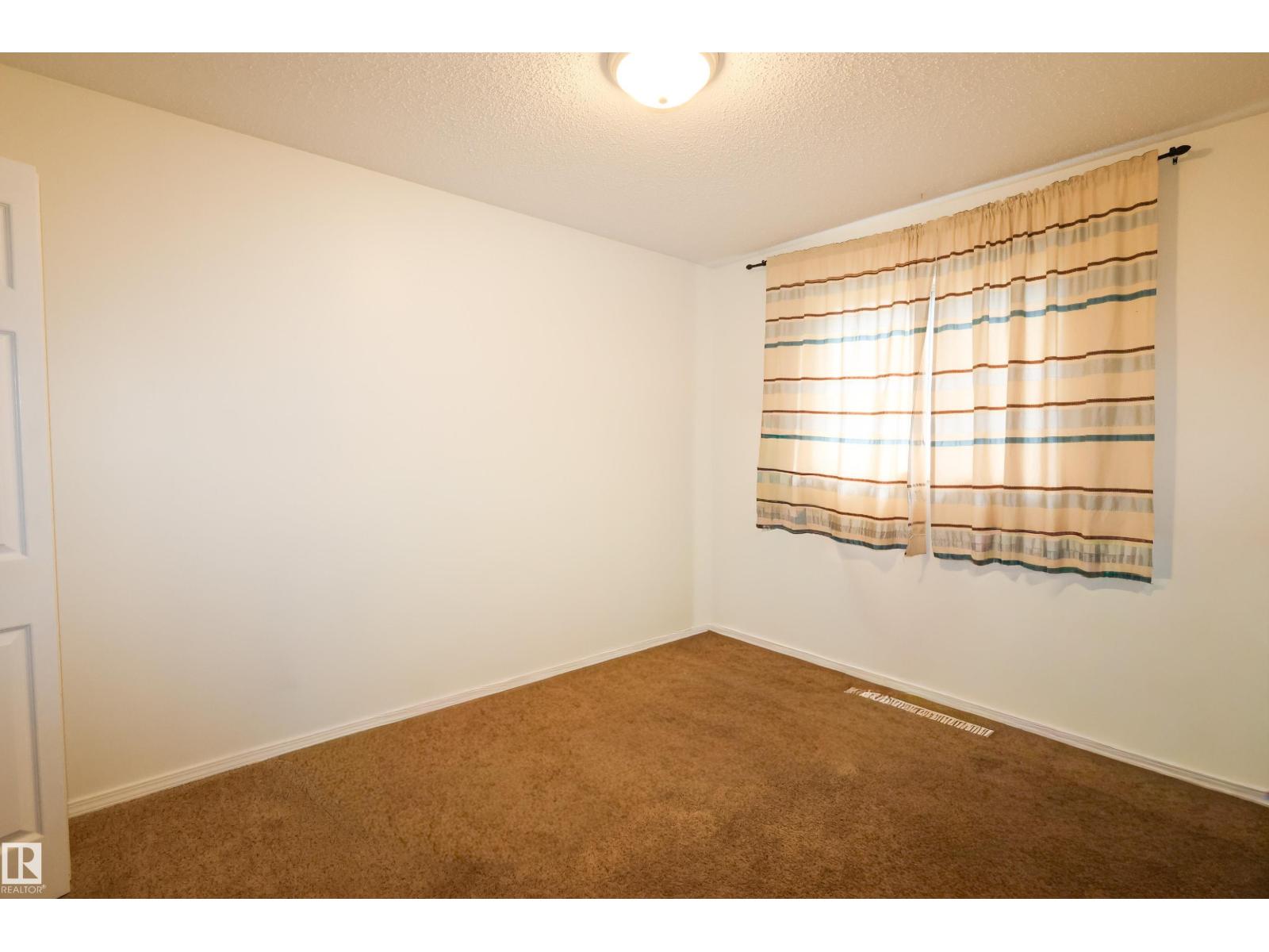 3467 39 ST NW - 18