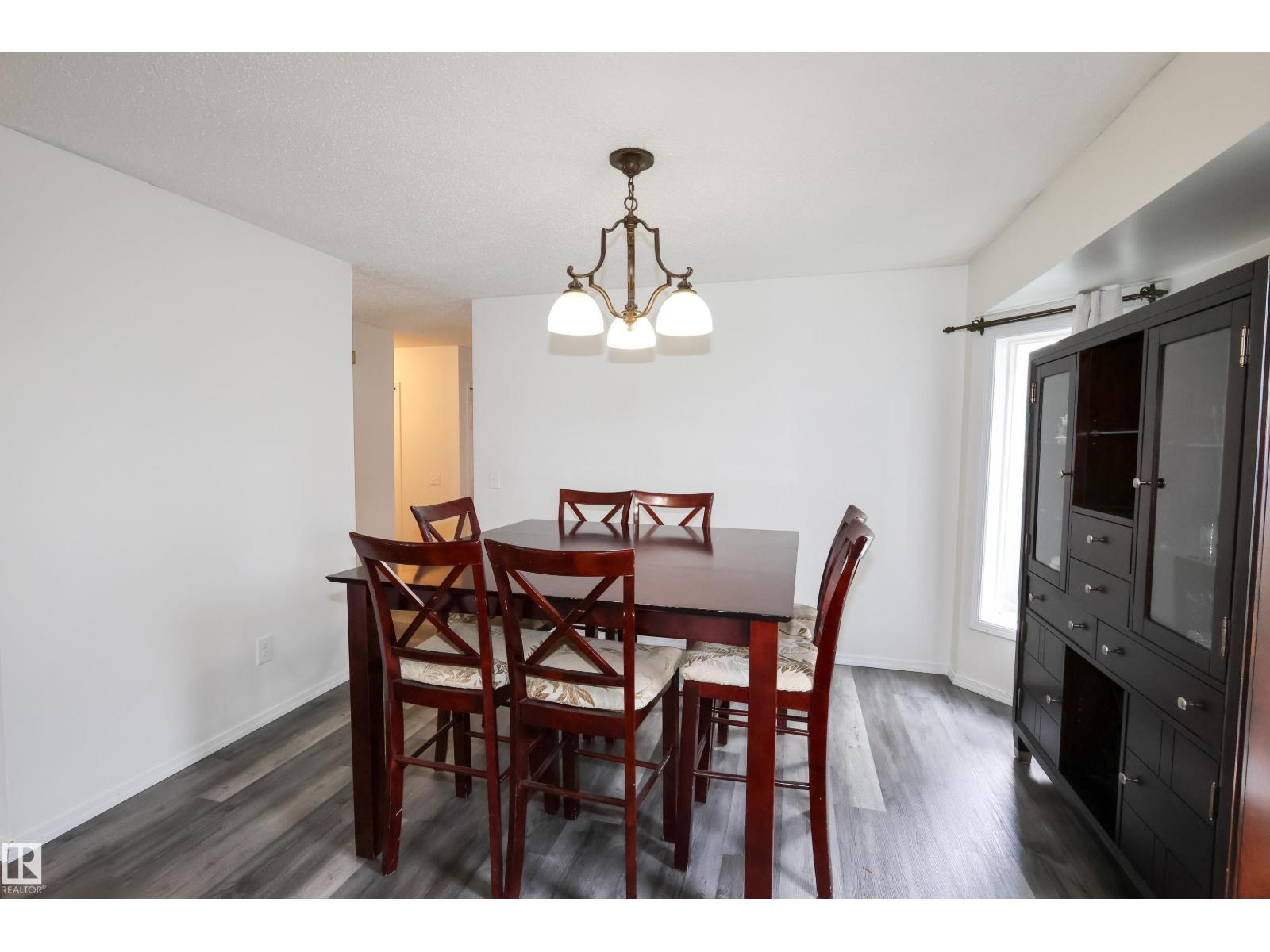 3467 39 ST NW - 5