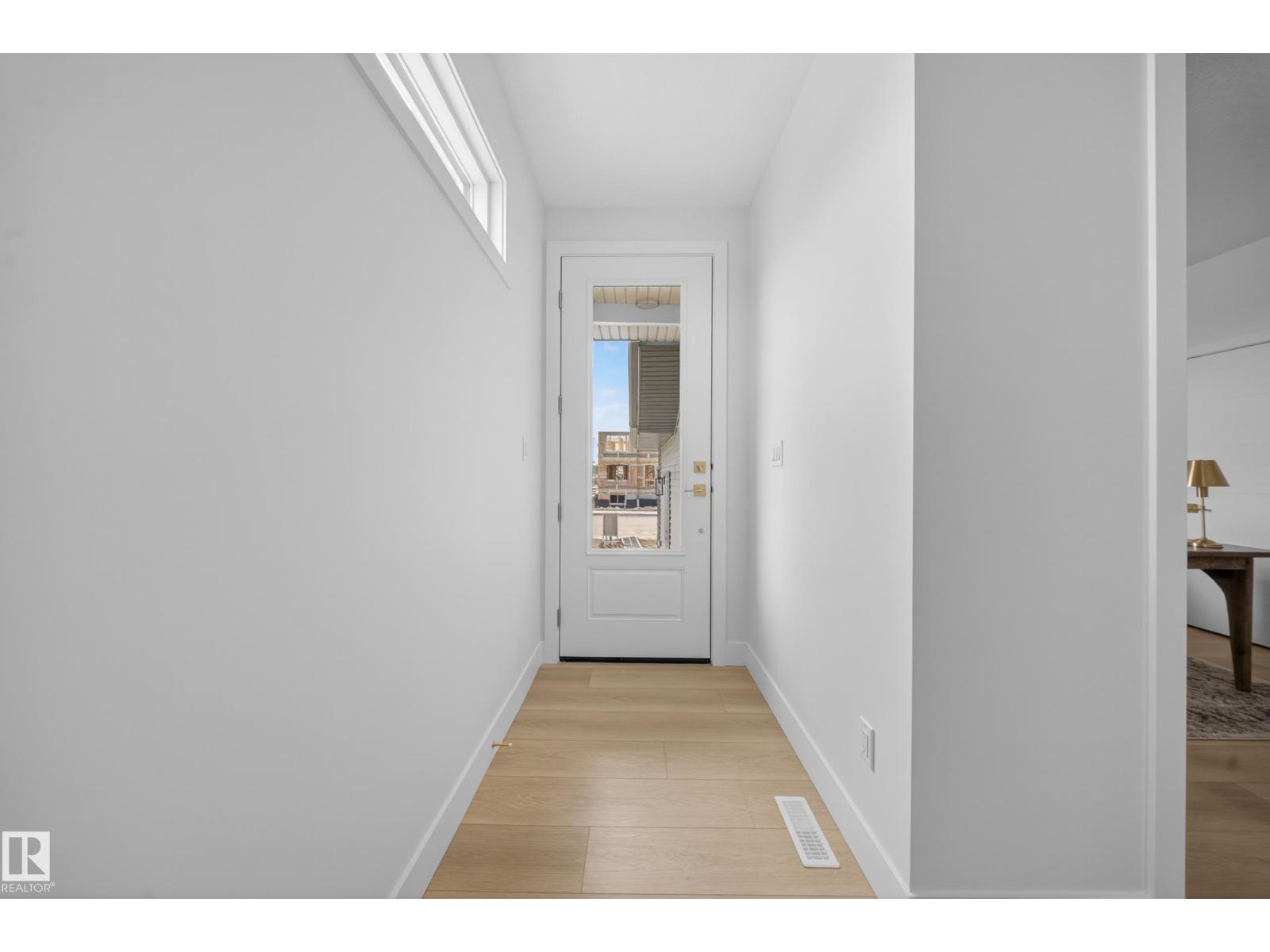 531 Ashgrove circle - 2