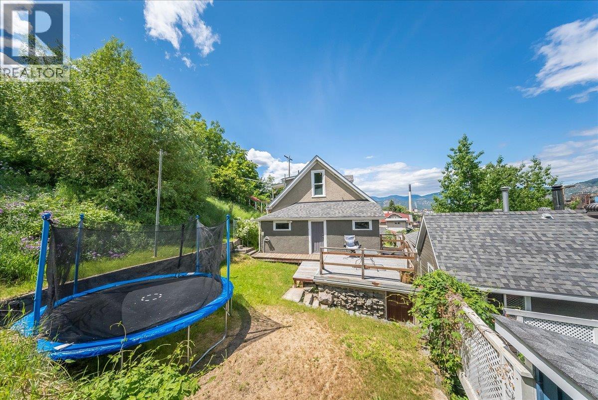 542 SPOKANE Street - 41