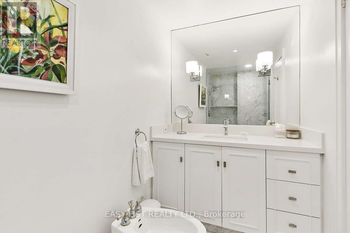 #333 21 DALE AVENUE - 26